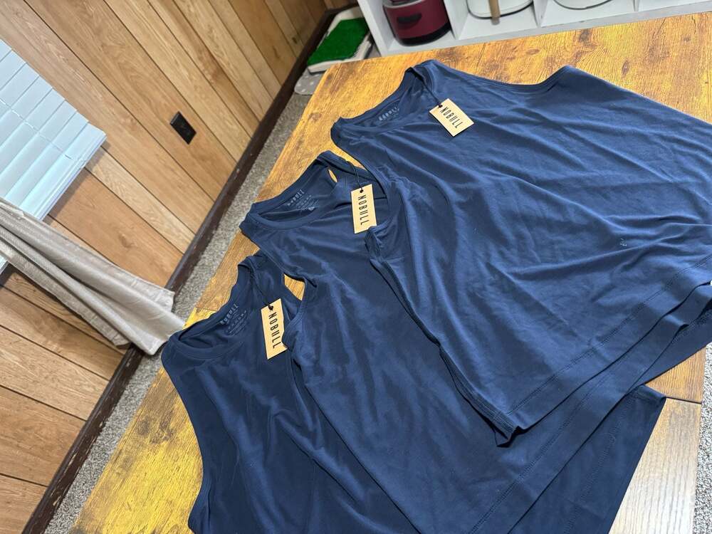 NOBULL Women's Navy Blue Sleeveless Tank Top
